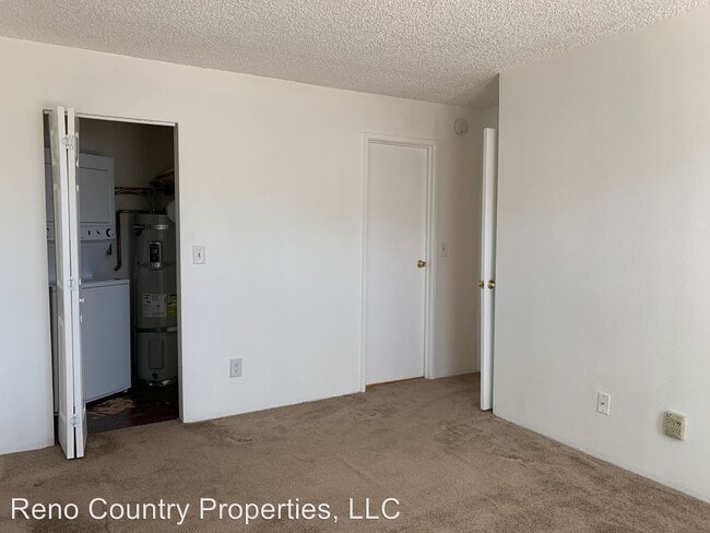 Building Photo - 3 br, 1 bath House - 1015 Baywood Drive