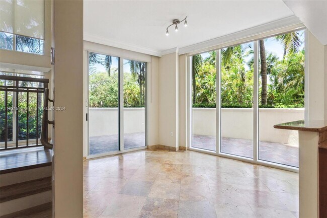 Building Photo - 1745 E Hallandale Beach Blvd