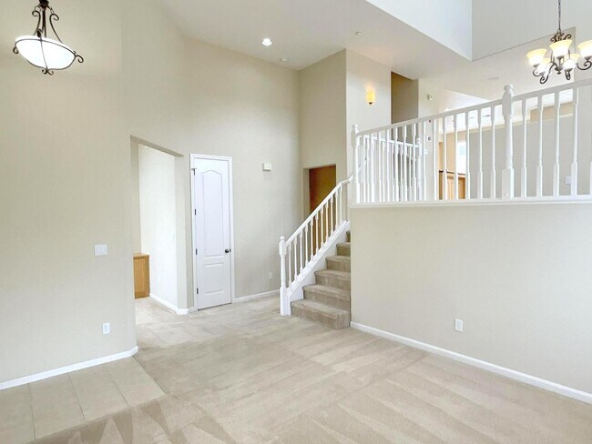 Building Photo - 6319 Byron Ln