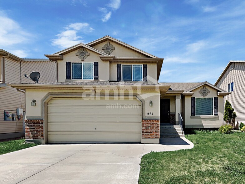 Primary Photo - 261 Walton Dr