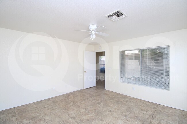 Building Photo - 2316 E Kelton Ln