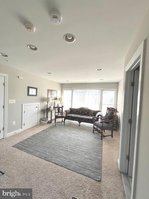 Building Photo - 8043 Reserve Way