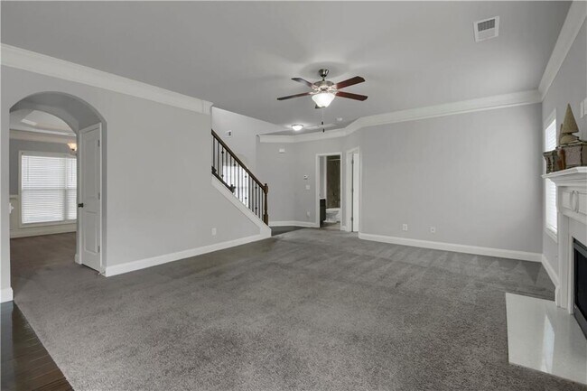 Building Photo - 551 Wagon Hill Ln