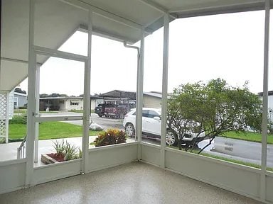 Building Photo - 2055 S Floral Ave