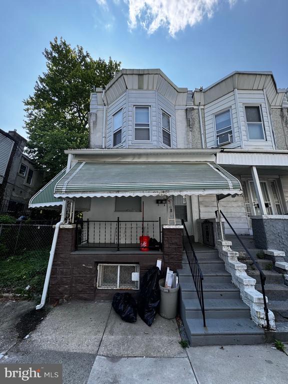 Building Photo - 210 N Avondale St