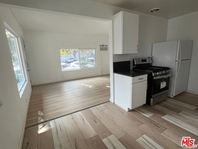 Building Photo - 2023 Reservoir St