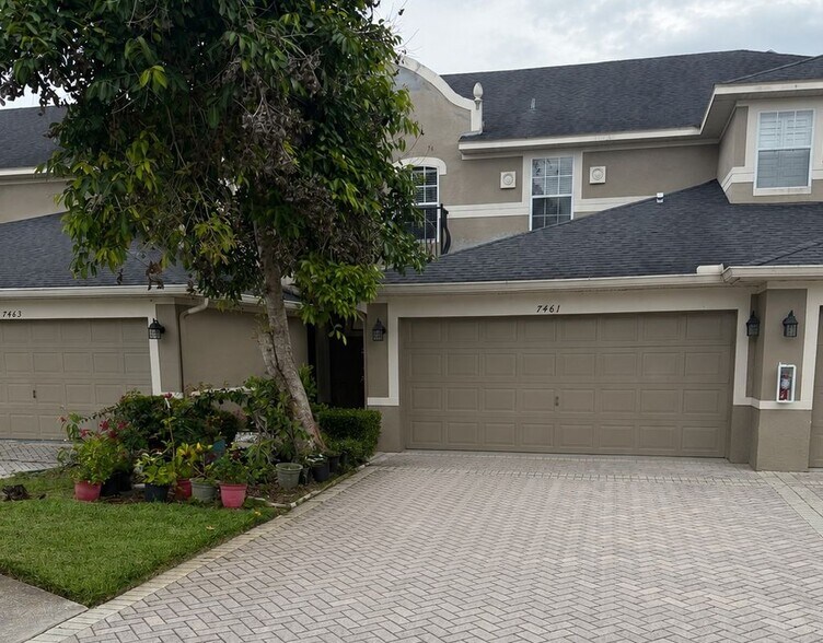 Building Photo - 7461 Terrace River Dr