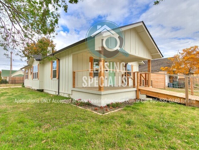 Building Photo - Norman 3 Bed 2 Bath New Custom Build Available for Immediate Move!!