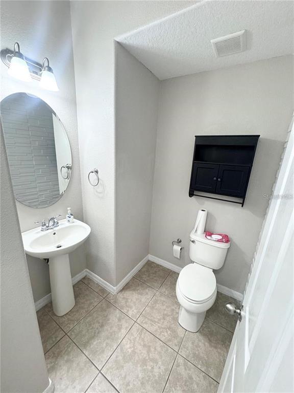 Building Photo - 9319 Strongbark Ln