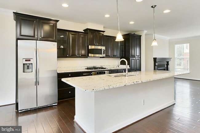 Building Photo - 42626 Beckett Terrace