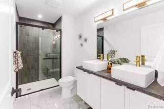 Building Photo - 3309 Cochrane St