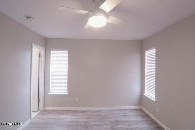 Building Photo - 727 Arredondo Dr