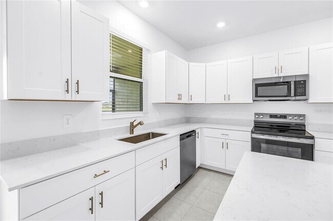 Building Photo - 9324 Bonita Mar Dr