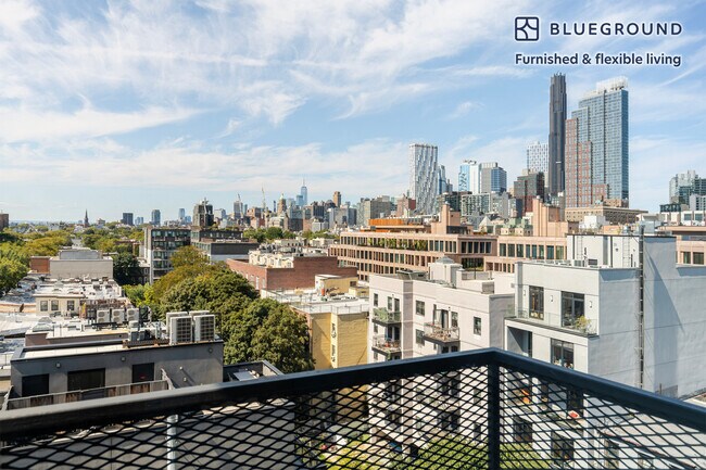 Building Photo - 82 4th Ave