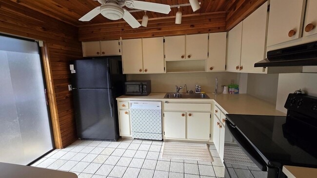 Building Photo - 6980 NW 30th Terrace