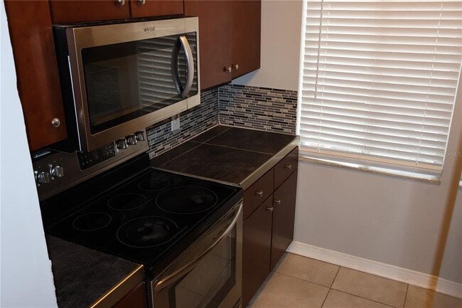 Building Photo - 7609 Abbey Ln