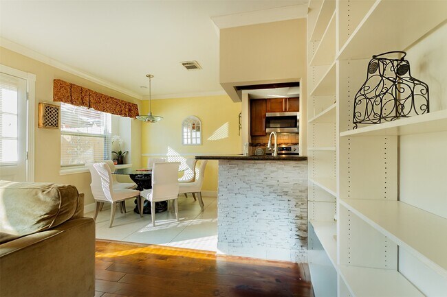 Building Photo - 14357 Misty Meadow Ln