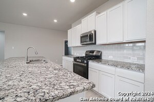 Building Photo - 1924 Heather Glen Dr