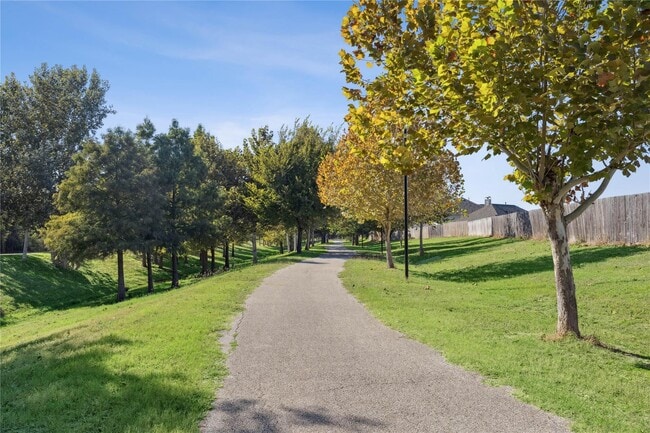 Building Photo - 6719 Sharpstone Creek Ln