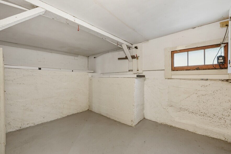 Building Photo - 12346 Sand Point Way NE