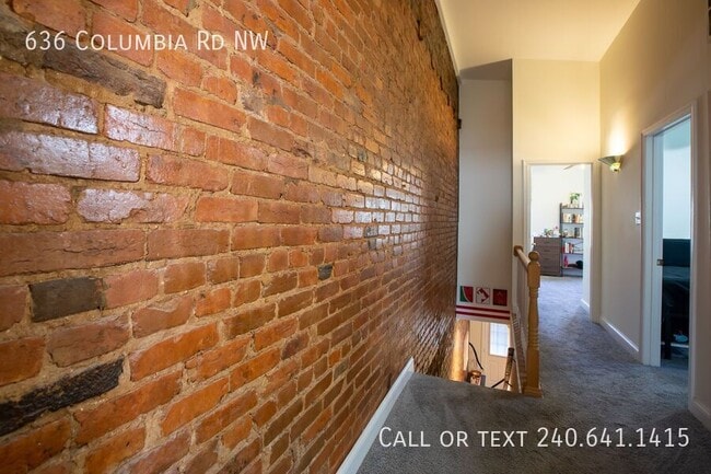 Building Photo - 636 Columbia Rd NW