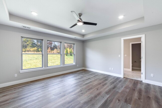 Building Photo - 1211 Shallow Ridge Cir
