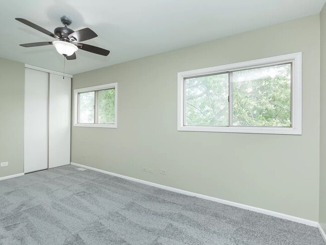 Building Photo - 1227 Andover Cir