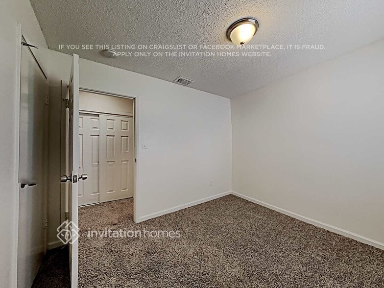 Building Photo - 200 Bonfield Way