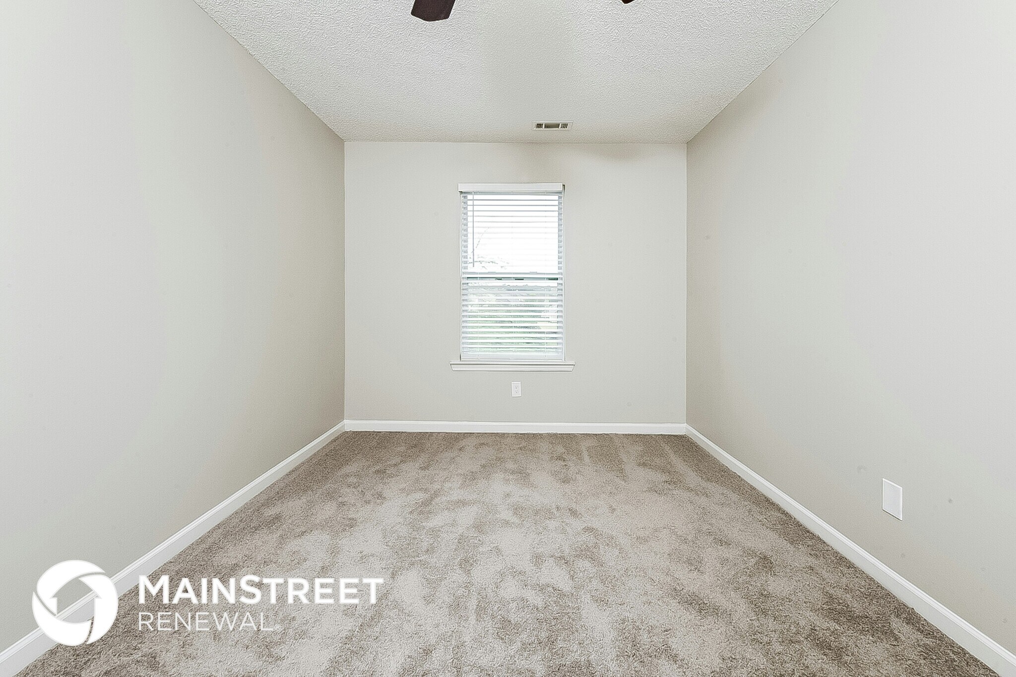 Building Photo - 520 Hansen Dr