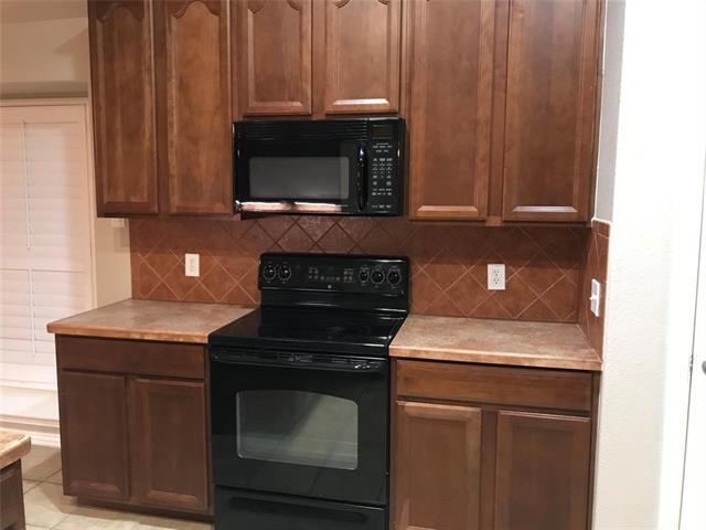 Building Photo - 2732 Cascade Cove Dr