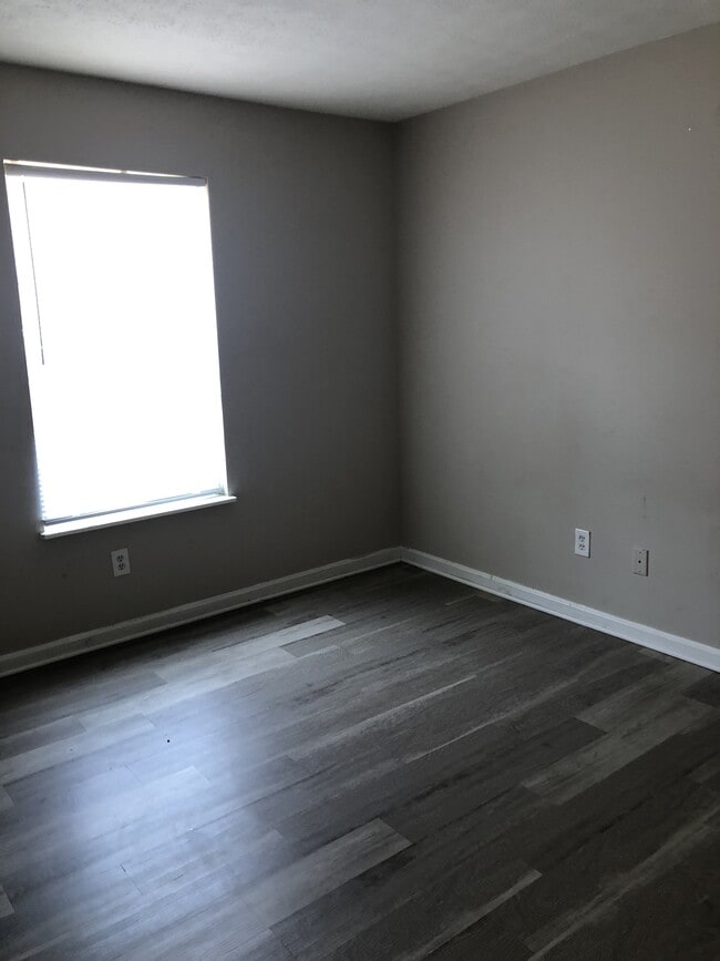 Building Photo - 4107 Blue Lick Ct