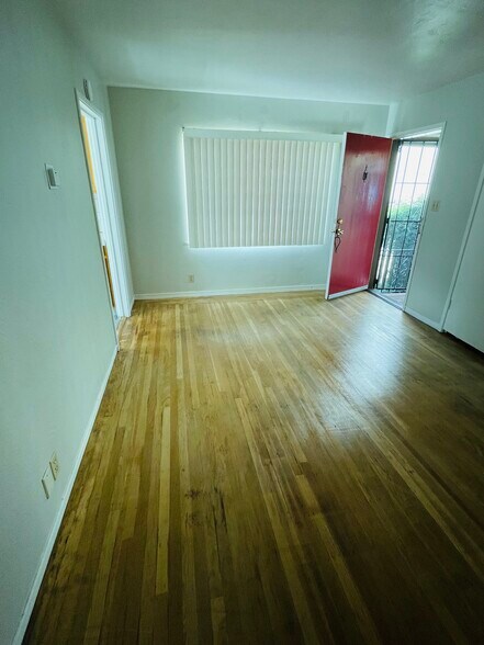 Building Photo - 6117 Monadnock Way