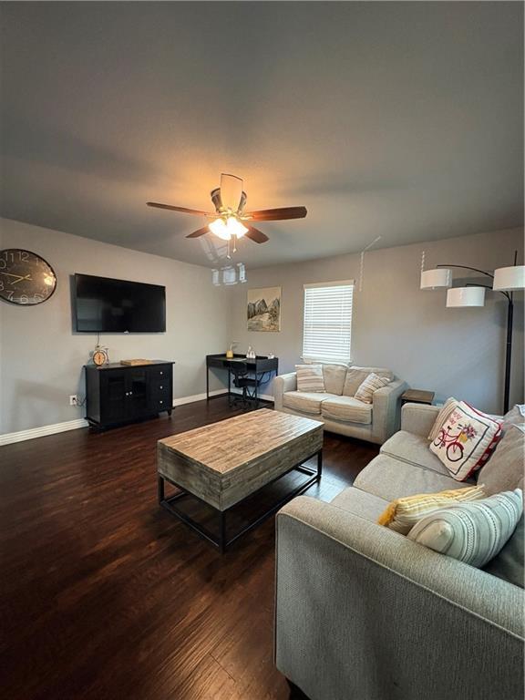 Building Photo - 808 E Central Ave