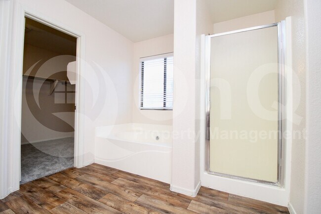 Building Photo - 3062 S Mandy