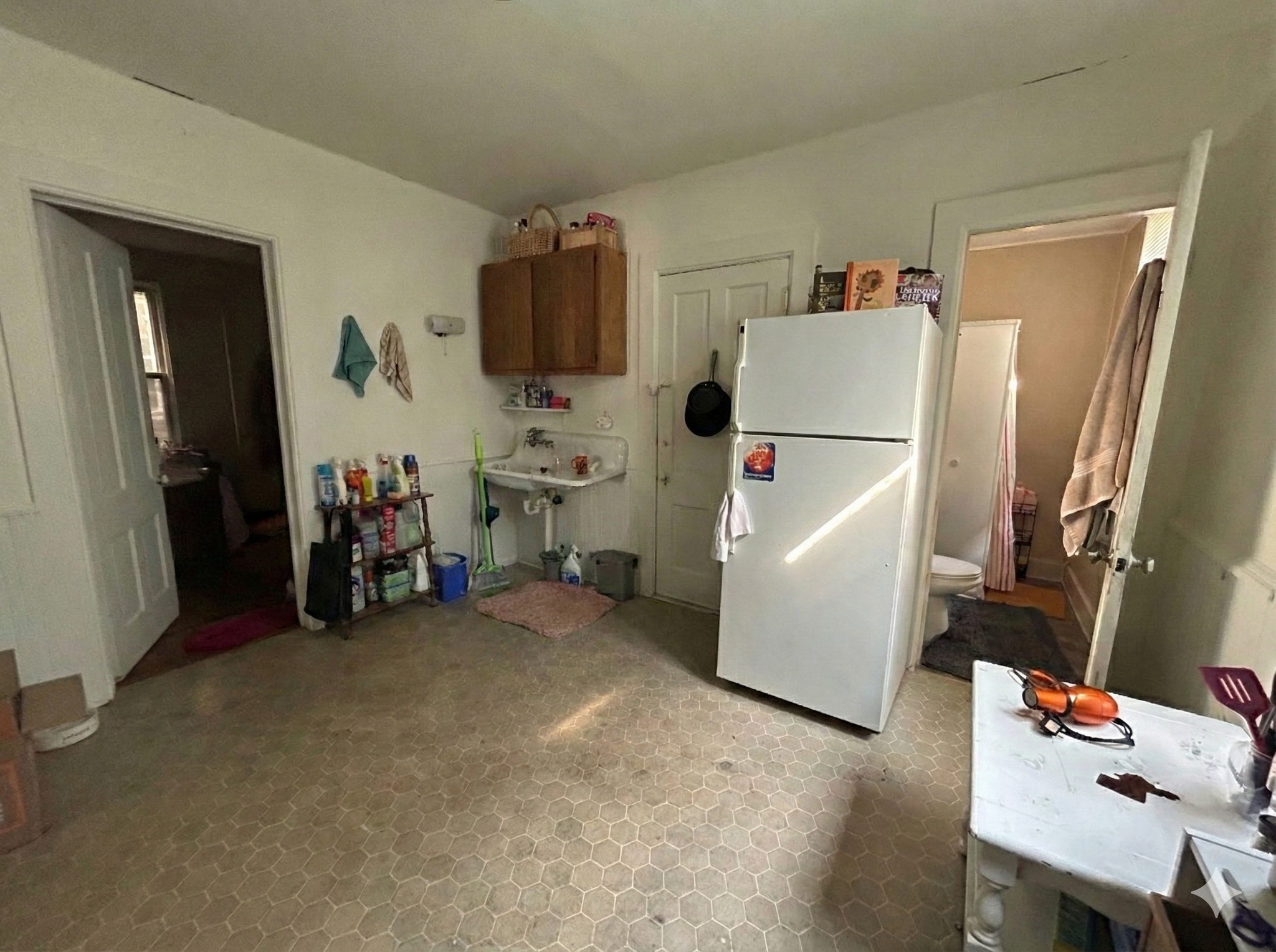 Building Photo - 217 N Livingston St