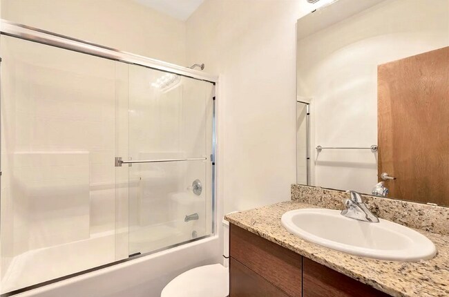 Building Photo - First Floor 2 Bedroom 2 Bath Condo - Quinn Ct