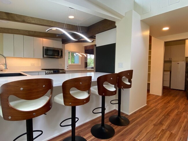 Building Photo - Private Hideaway on 1 Acre -Hawaiian Paradise Park