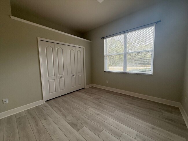 Building Photo - Beautiful 3 Bedroom 2 Bath Halifax Plantation Home AVAILABLE IMMEDIATELY!!!