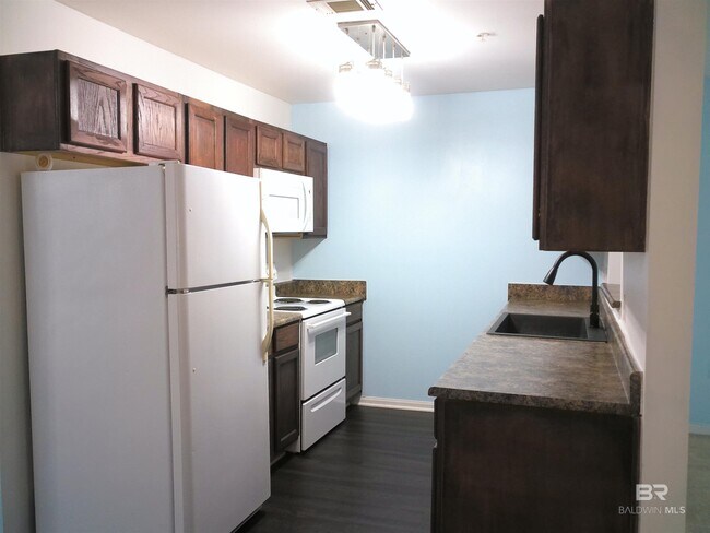 Building Photo - 1517 Regency Rd