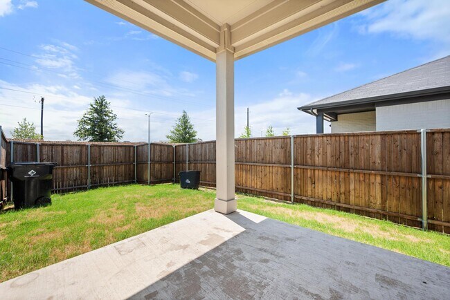 Building Photo - 10838 Downy Cup Dr