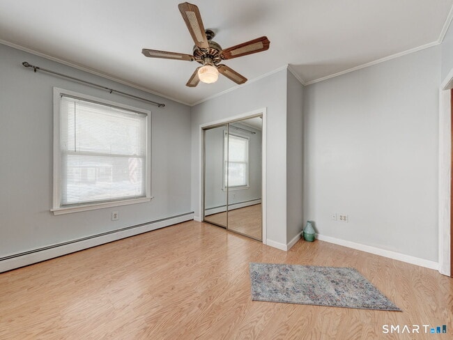 Building Photo - 176 New Litchfield St