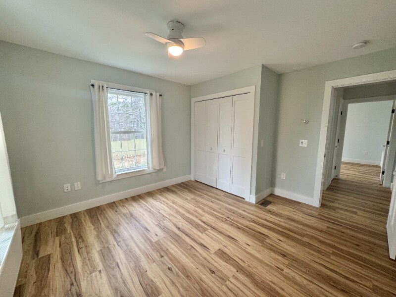 Building Photo - 49 Fort Point Cove Rd