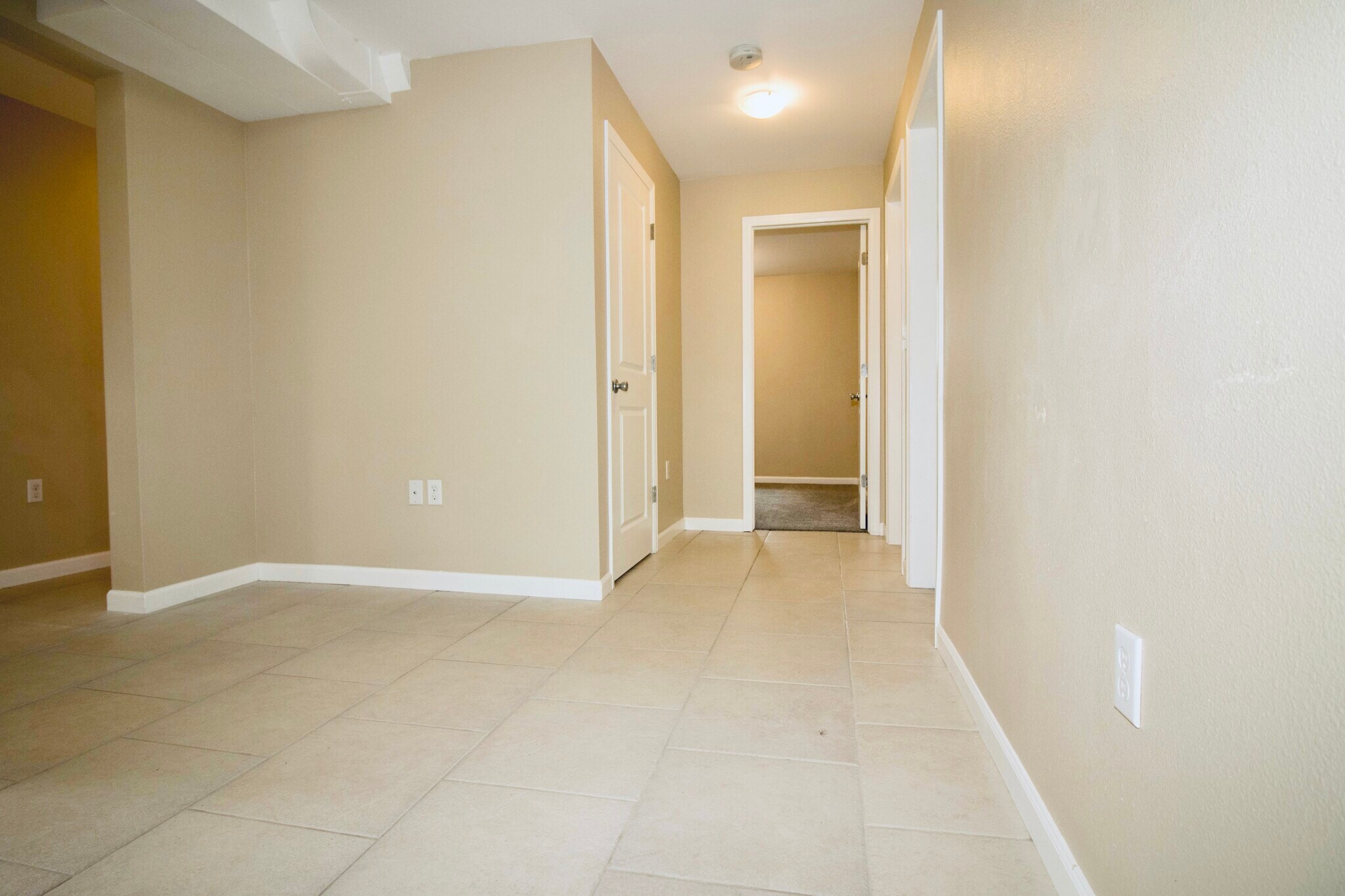Family Room - 1321 Verbena St
