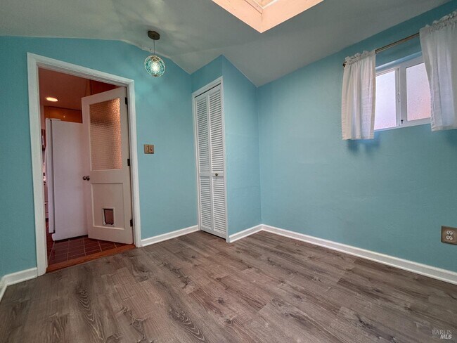 Building Photo - 71 Rocca Dr