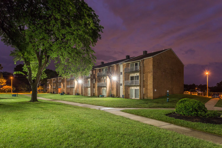 Primary Photo - Rolling Park Apartments