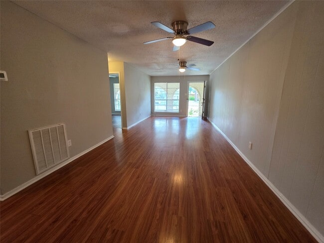 Primary Photo - 12724 Shannon Hills Dr