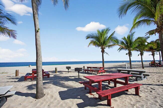 Building Photo - 111 Briny Ave