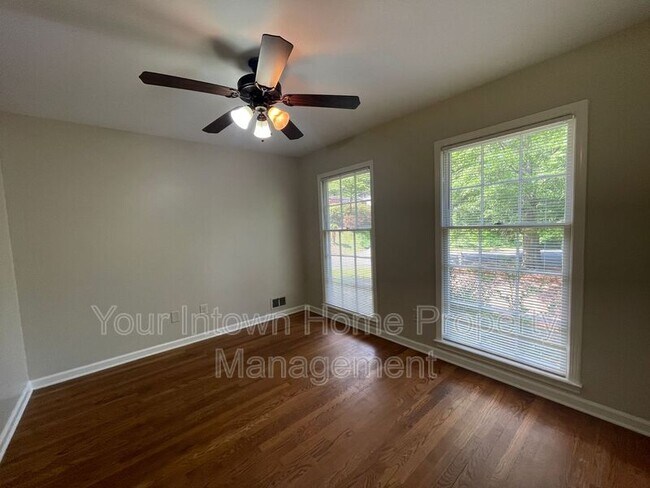 Building Photo - 2694 Shetland Dr