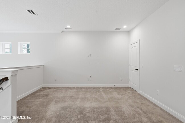 Building Photo - 250RENT Shadow Cv