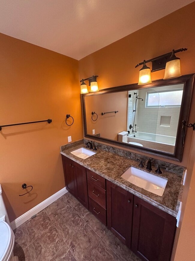 Building Photo - 115 Aster Rd